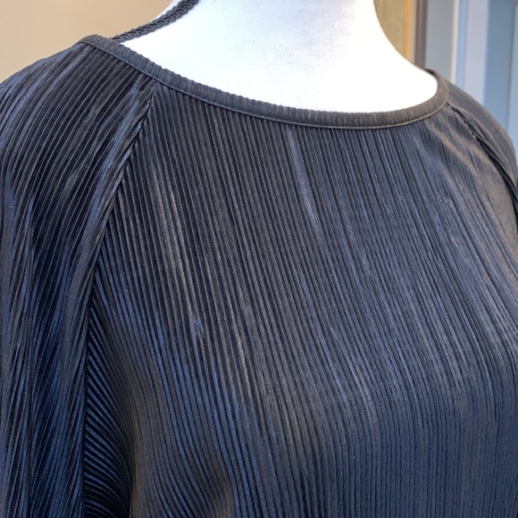 HALOGEN plisse pleated lettuce hem dolman sleeves beautiful condition Nordstrom - Picture 3 of 8